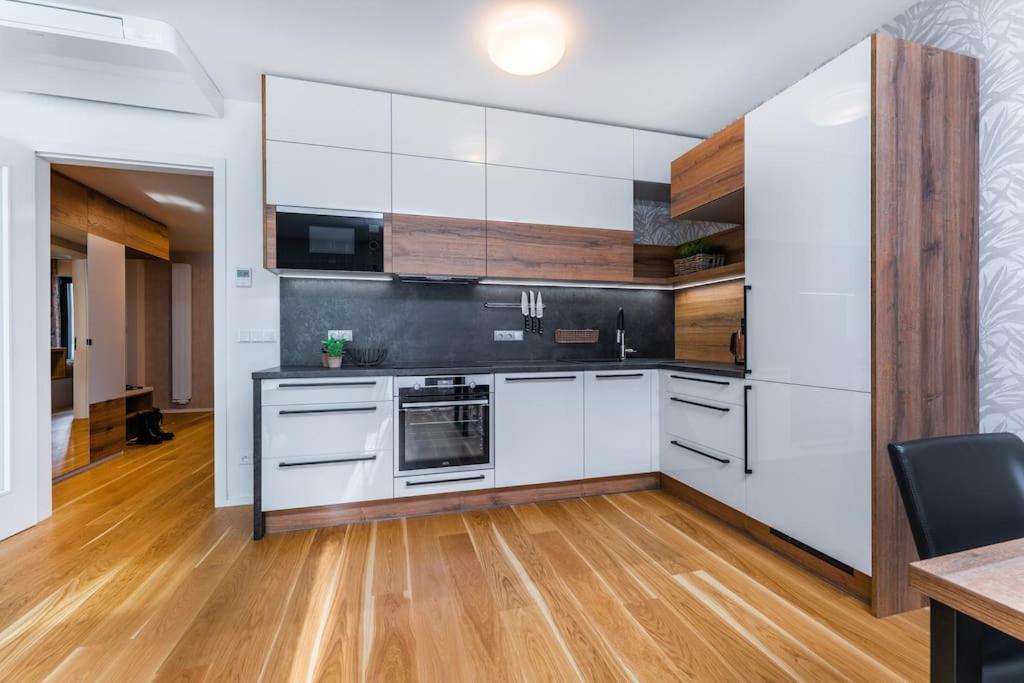 Apartament I313 Molo Lipno With Private Wellness Lipno nad Vltavou Eksteriør billede
